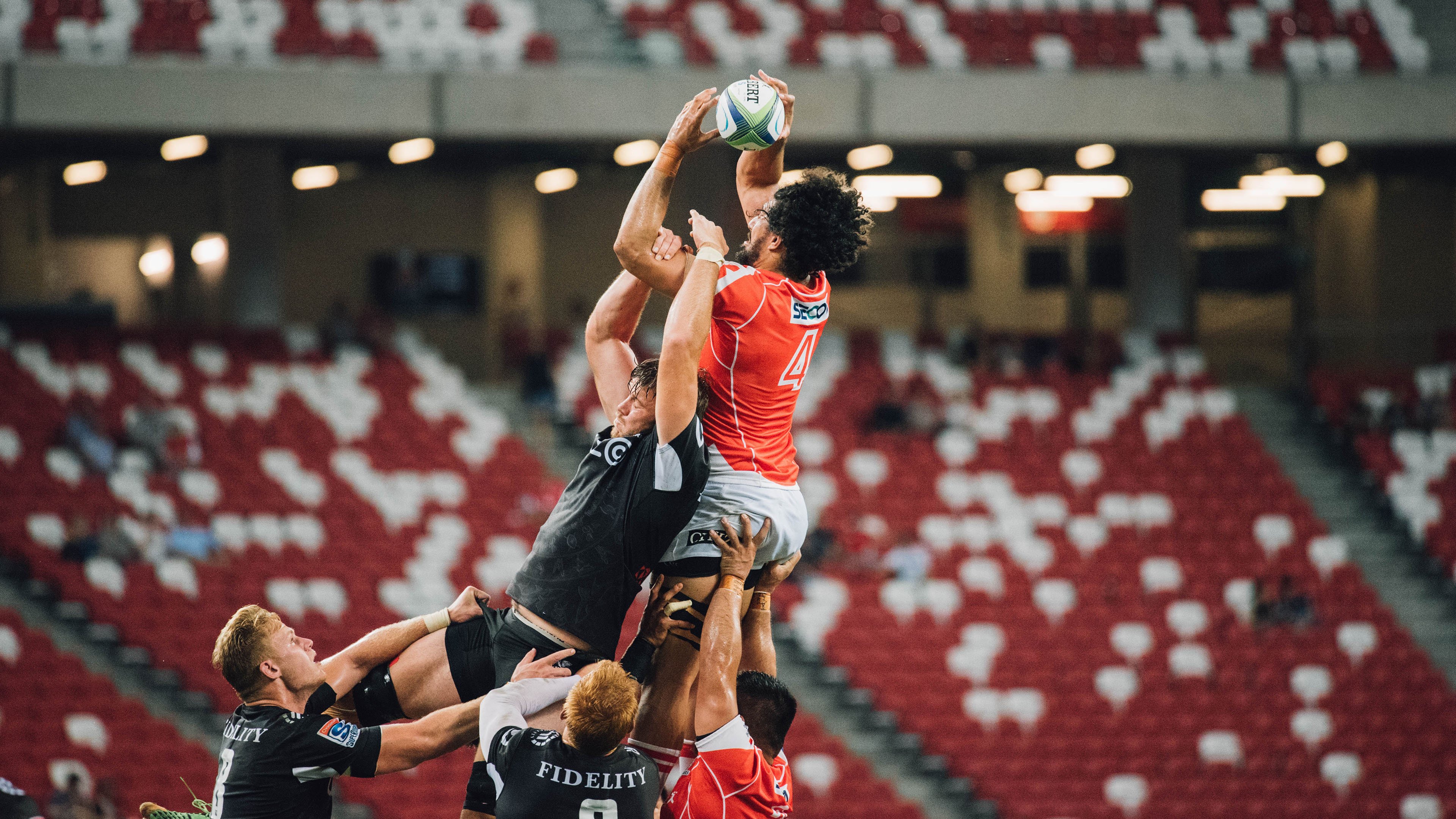 前NBA球员怀特塞德更新社媒晒照，定位显示已抵达上海，怀特塞德效力过的球队