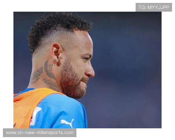 内马尔与友人夜跑路过社区医院探望病人,善举被赞扬 内马尔与友人夜跑路过社区医院探望病人,善举被赞扬